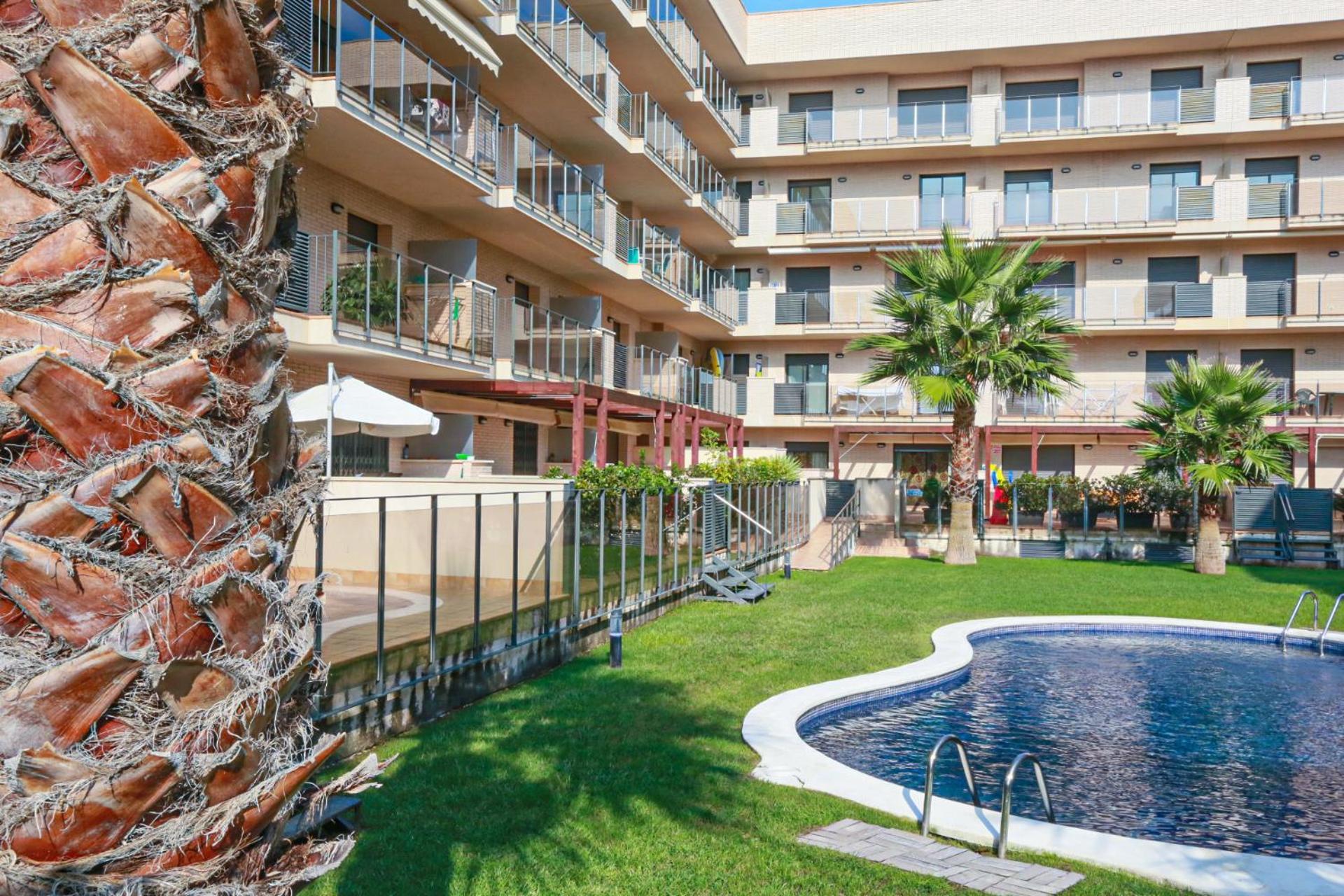 Marina Bjs D - Solo Familias Apartment Cambrils Bagian luar foto