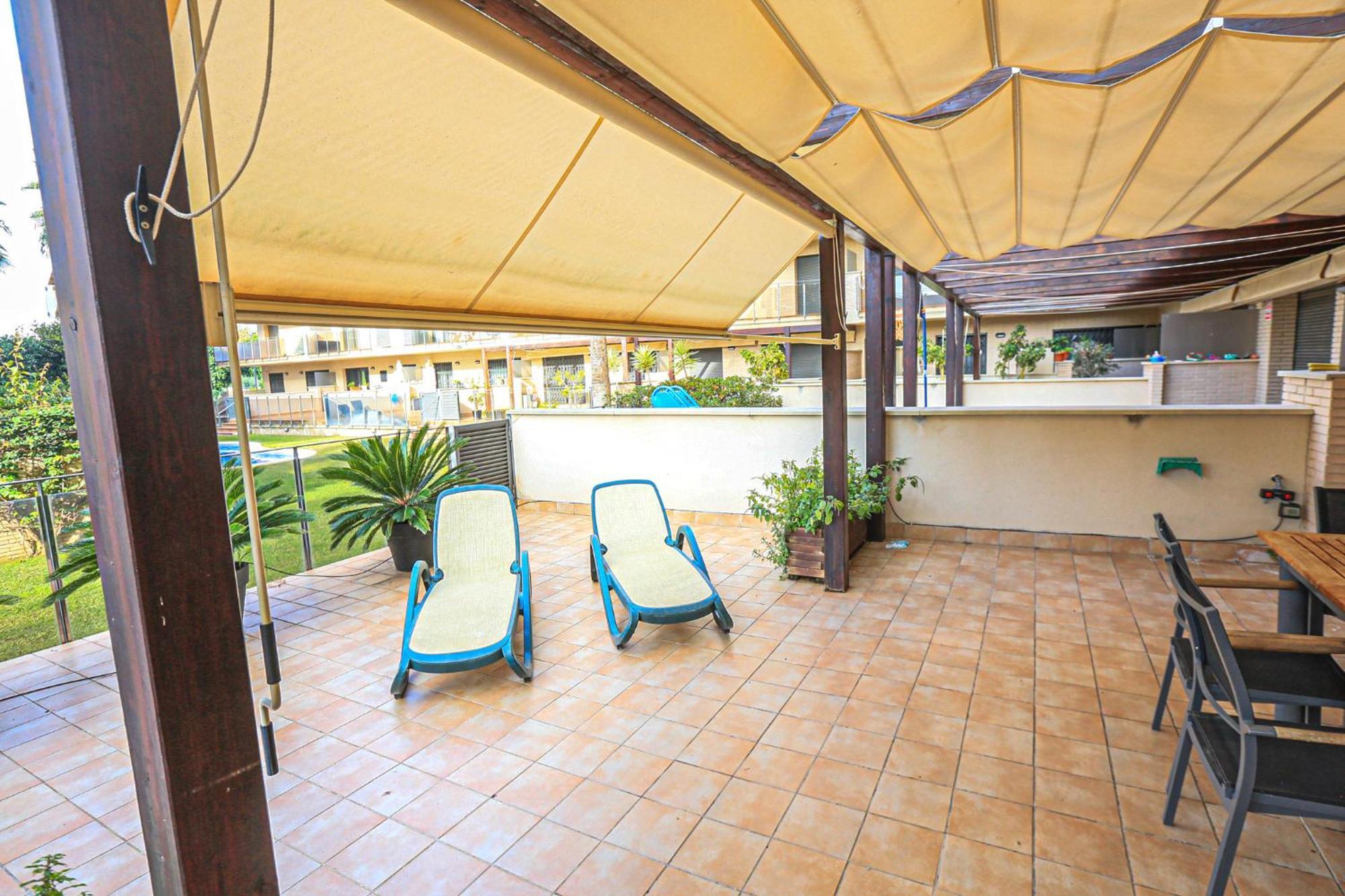 Marina Bjs D - Solo Familias Apartment Cambrils Bagian luar foto